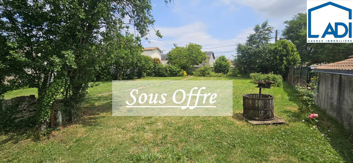 Terrain à SAINT-MAIXENT-L&#039;ECOLE