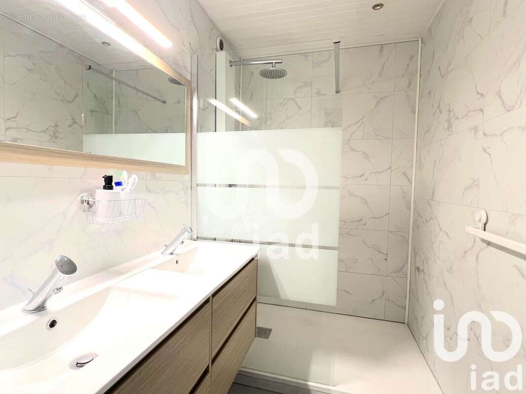 Photo 6 - Appartement à BOURGOIN-JALLIEU