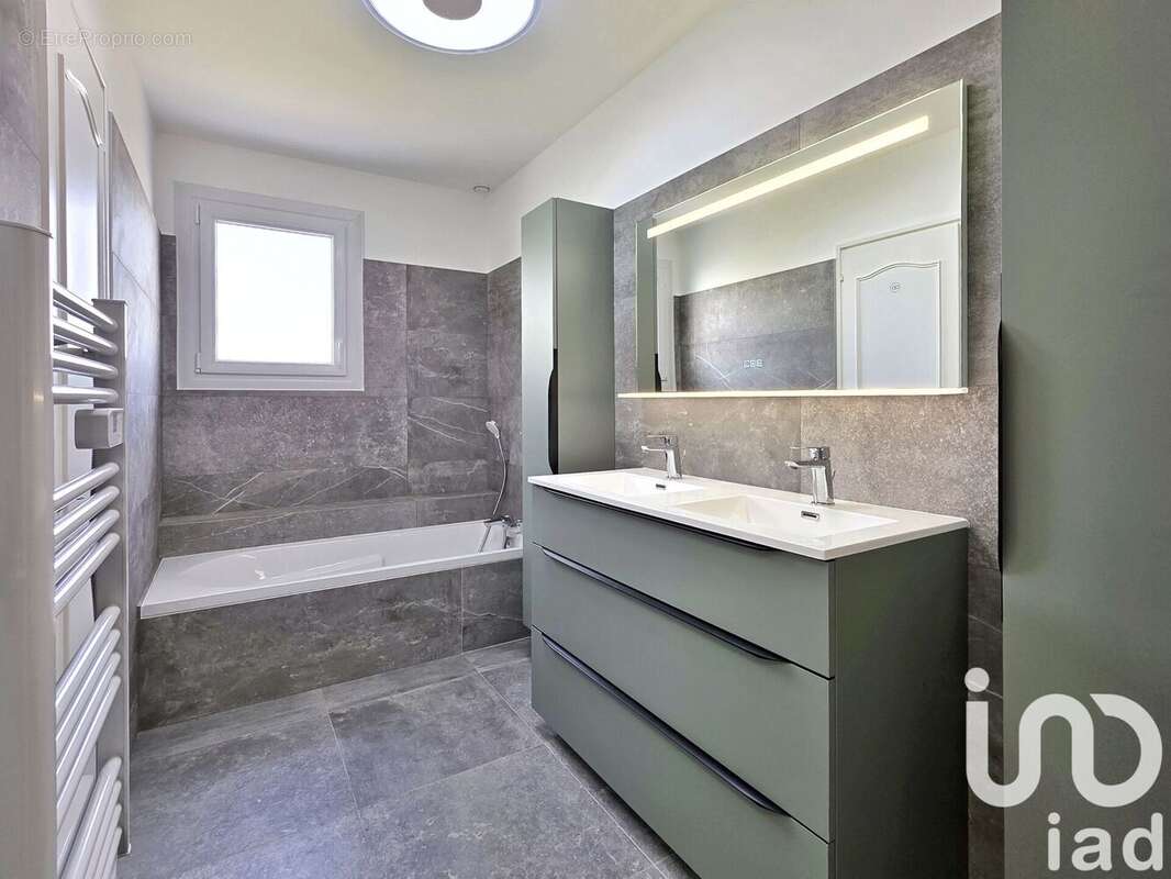 Photo 9 - Maison à L&#039;ISLE-D&#039;ESPAGNAC