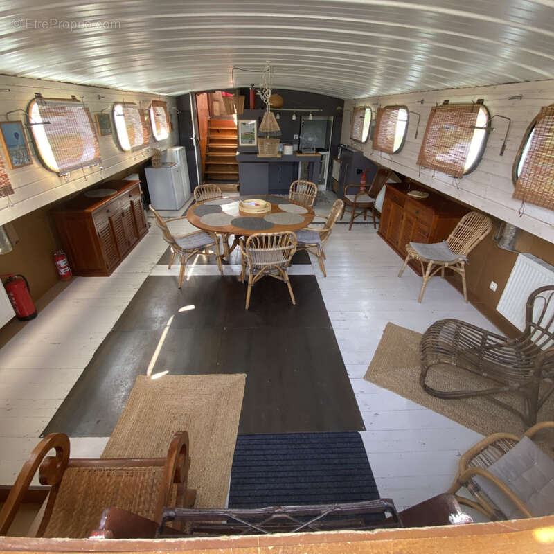 Autre à SAINT-SATUR