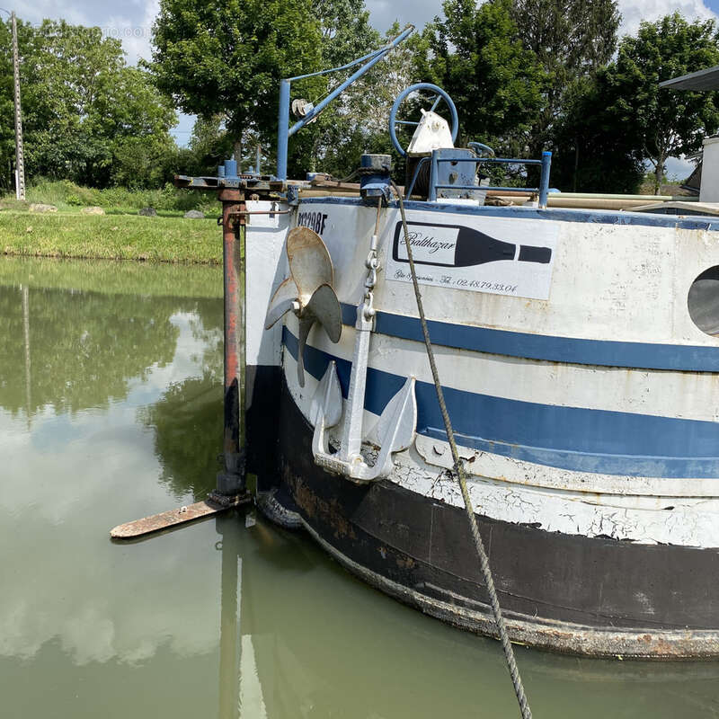 Autre à SAINT-SATUR