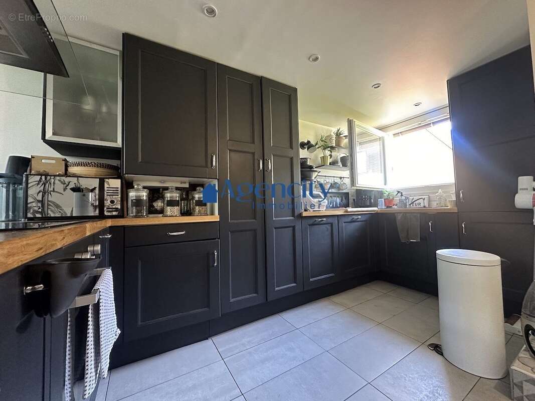 Appartement à TORCY