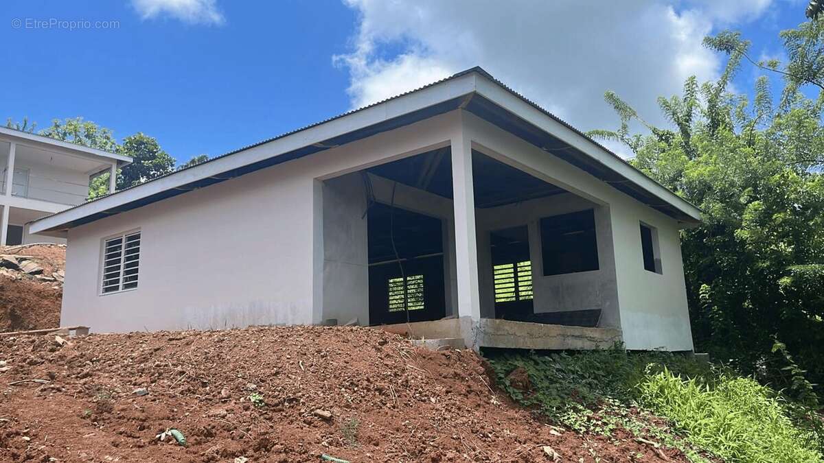 Maison à RIVIERE-SALEE