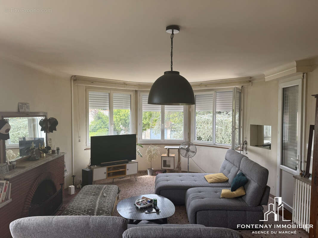 Maison à FONTENAY-LE-COMTE