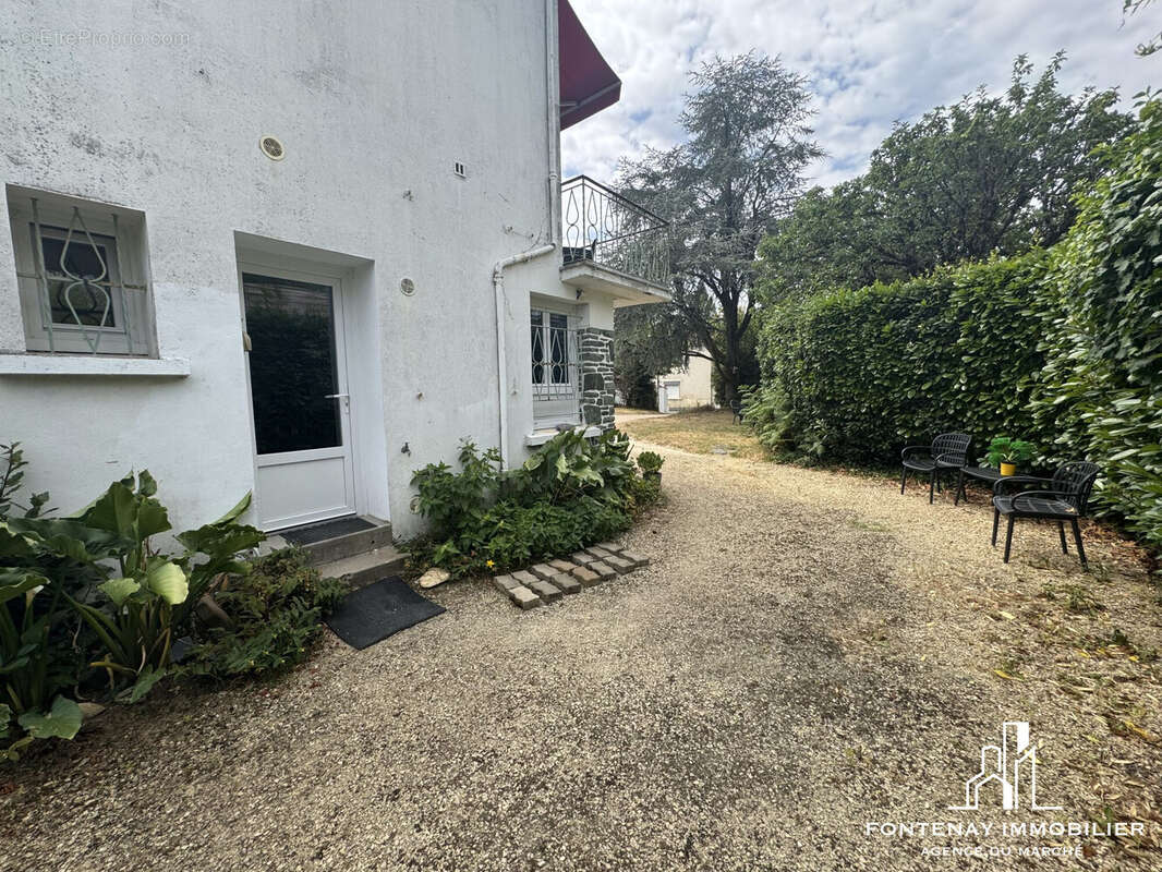Maison à FONTENAY-LE-COMTE