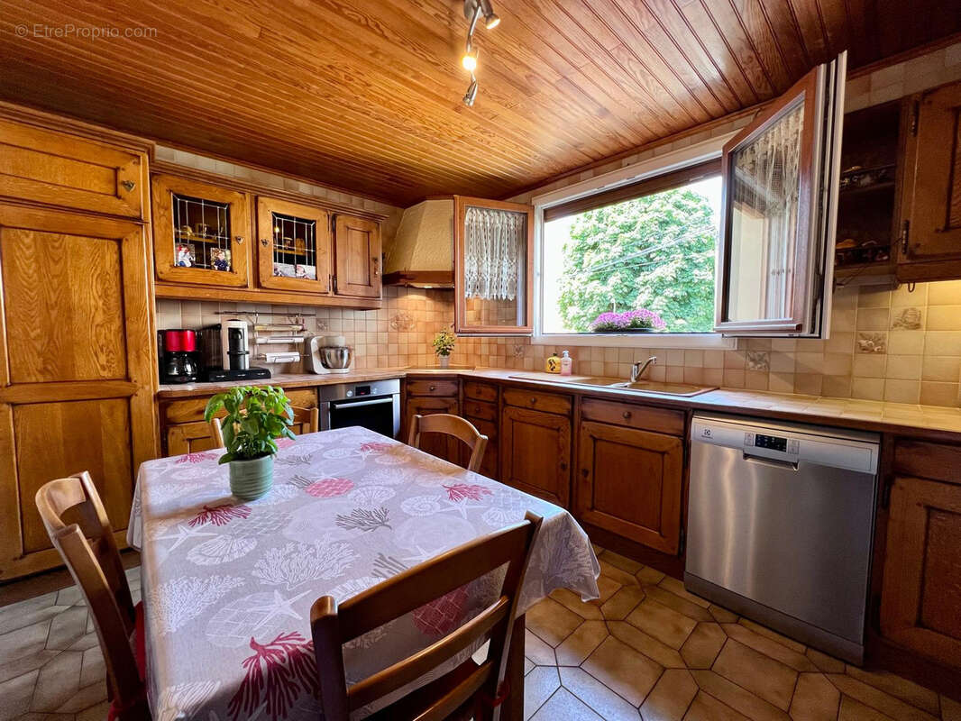 Maison à LE BLANC-MESNIL