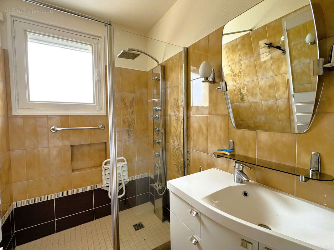 Maison à MAINVILLIERS