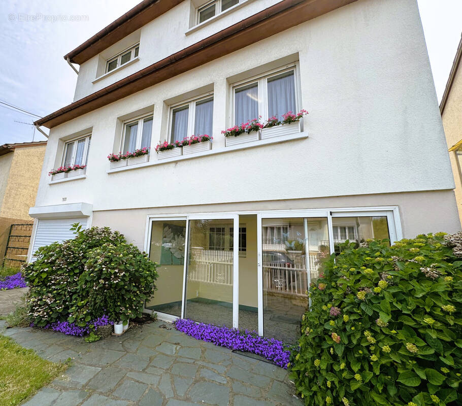 Maison à MAINVILLIERS