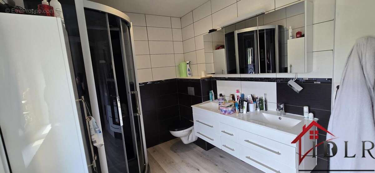 Maison à LARIANS-ET-MUNANS