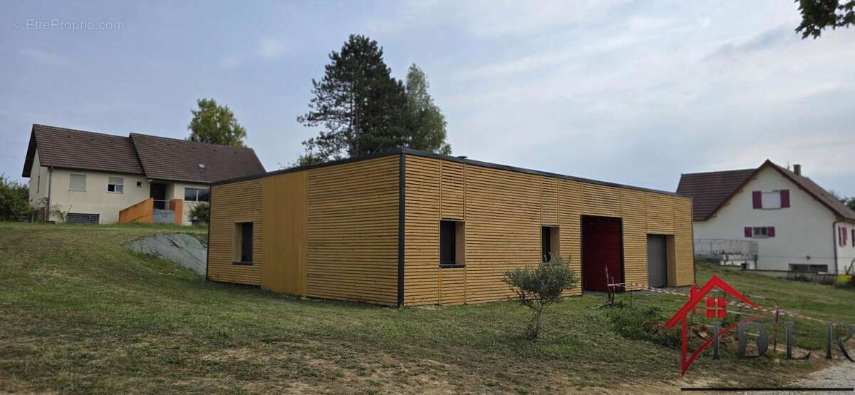 Maison à LARIANS-ET-MUNANS