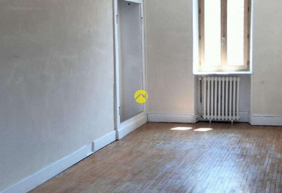 Maison à EVAUX-LES-BAINS