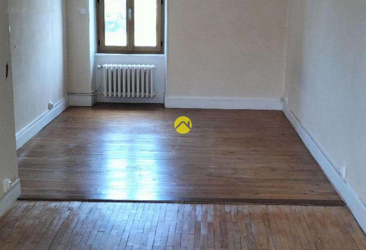 Maison à EVAUX-LES-BAINS