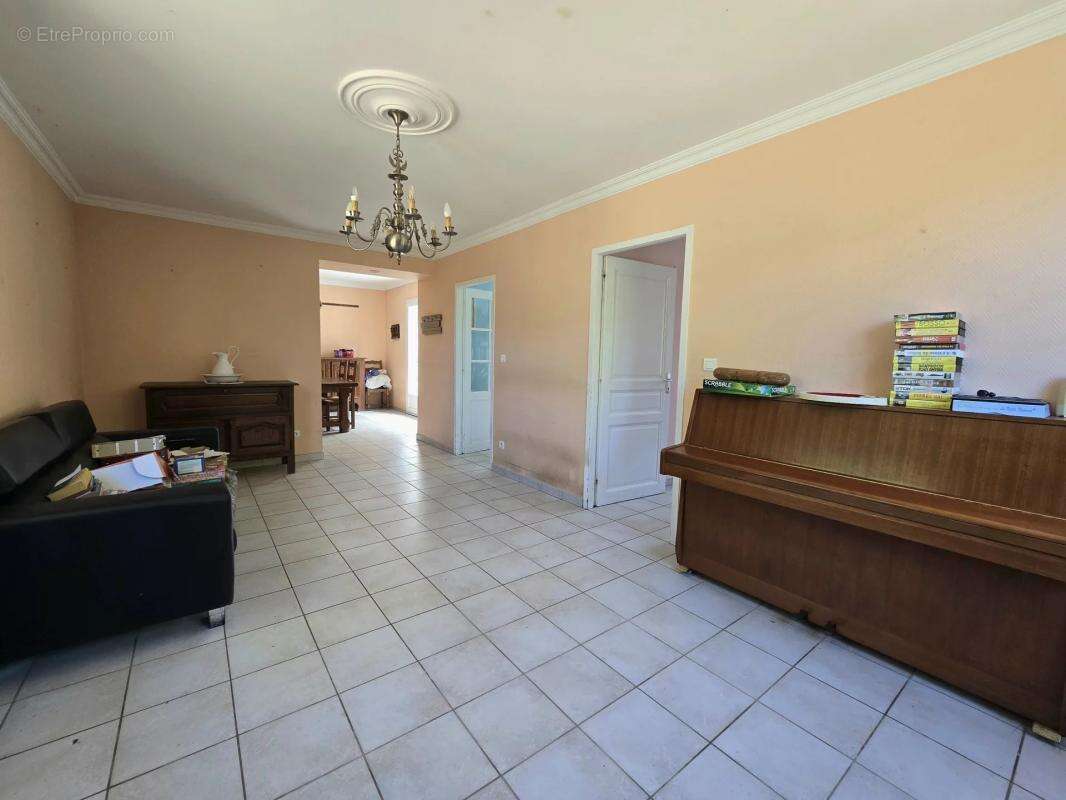 Maison à VERTEILLAC