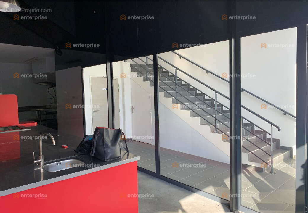 Commerce à WASQUEHAL