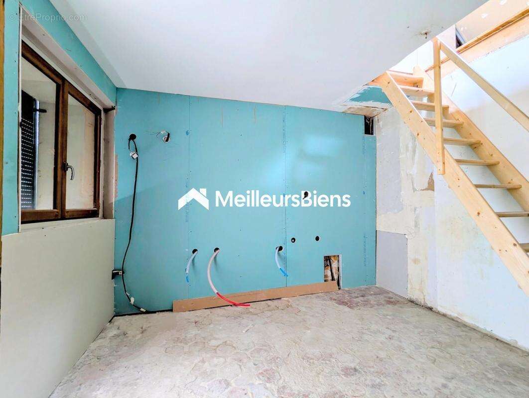 Maison à OINVILLE-SUR-MONTCIENT