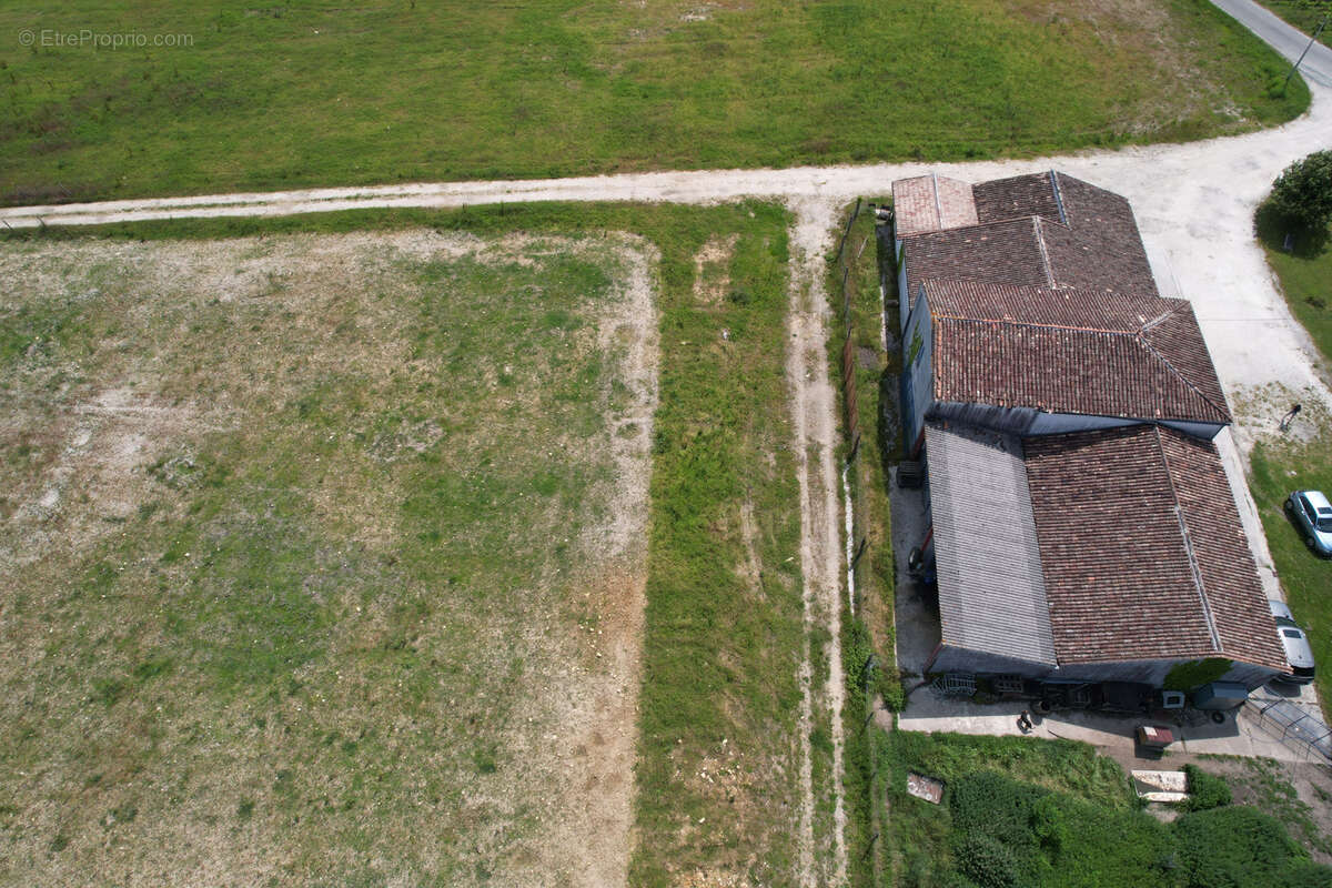 Maison à SAINT-SAUVEUR