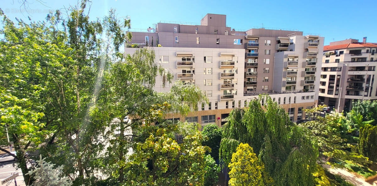 Appartement à LYON-6E