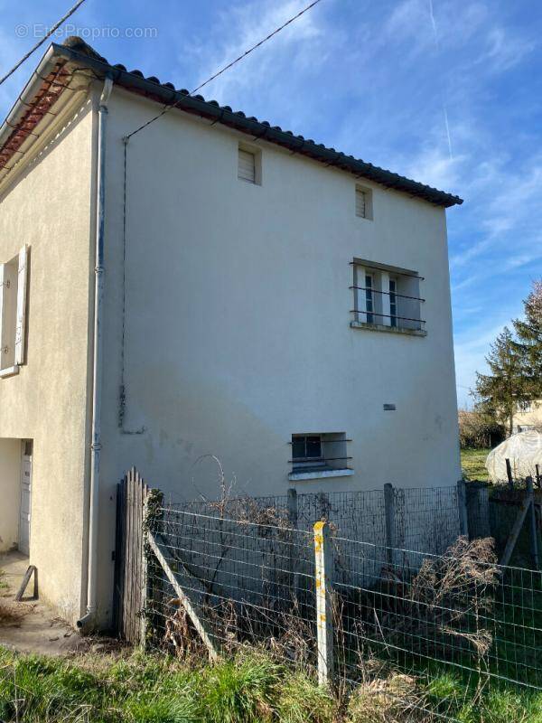 Maison à SAINT-PEY-DE-CASTETS