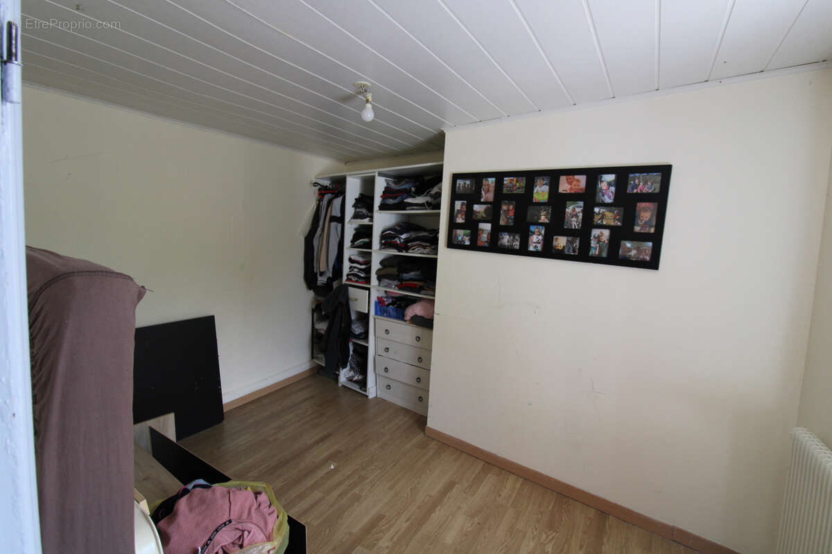 Maison à MARSAC-EN-LIVRADOIS