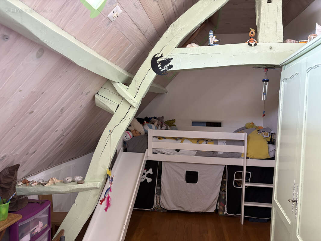 Maison à ESCLES-SAINT-PIERRE