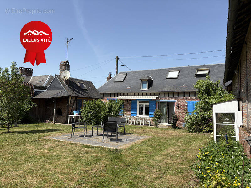 Maison à ESCLES-SAINT-PIERRE