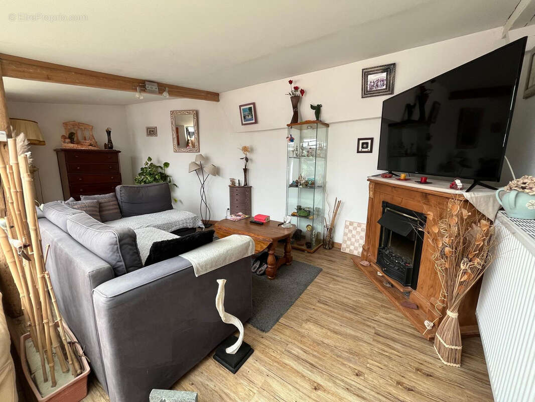 Maison à VERNEUIL-L&#039;ETANG