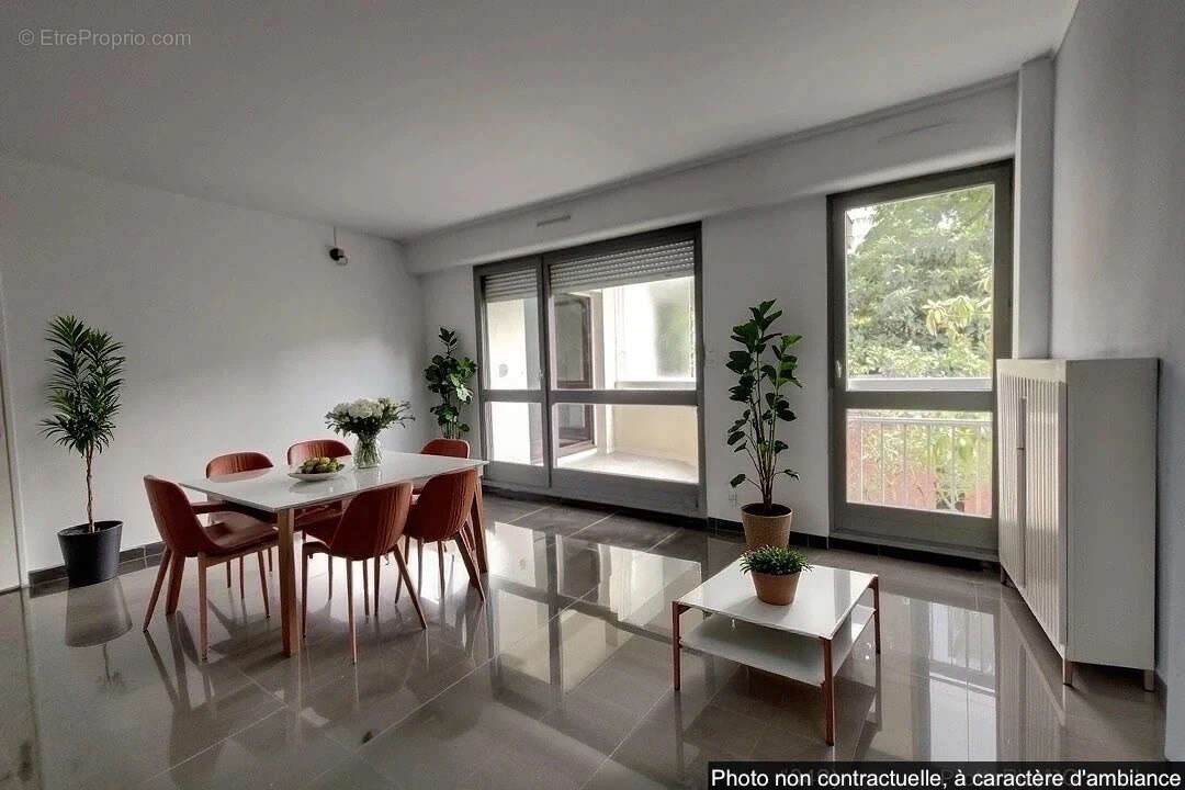 Appartement à PARIS-20E