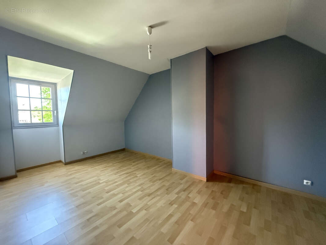 Maison à COSNE-COURS-SUR-LOIRE