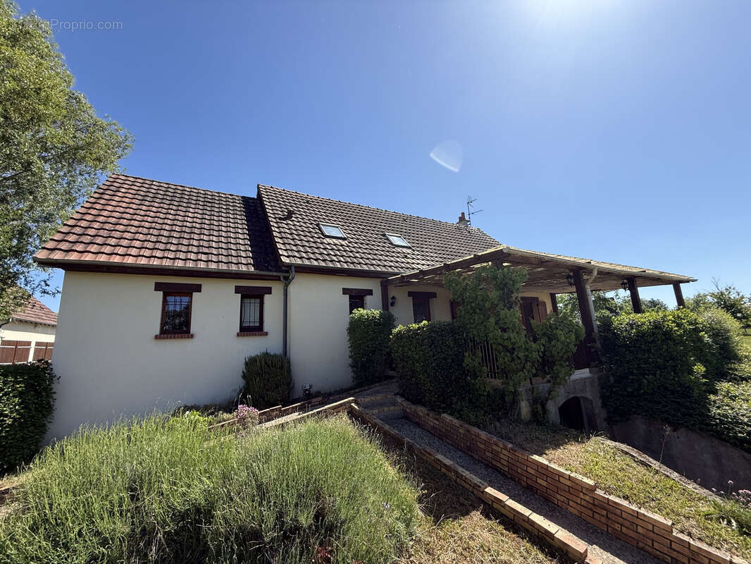 Maison à COSNE-COURS-SUR-LOIRE