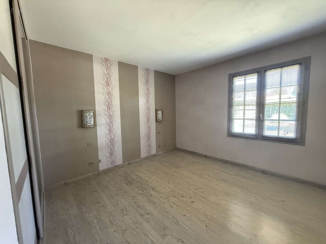 Maison à COSNE-COURS-SUR-LOIRE