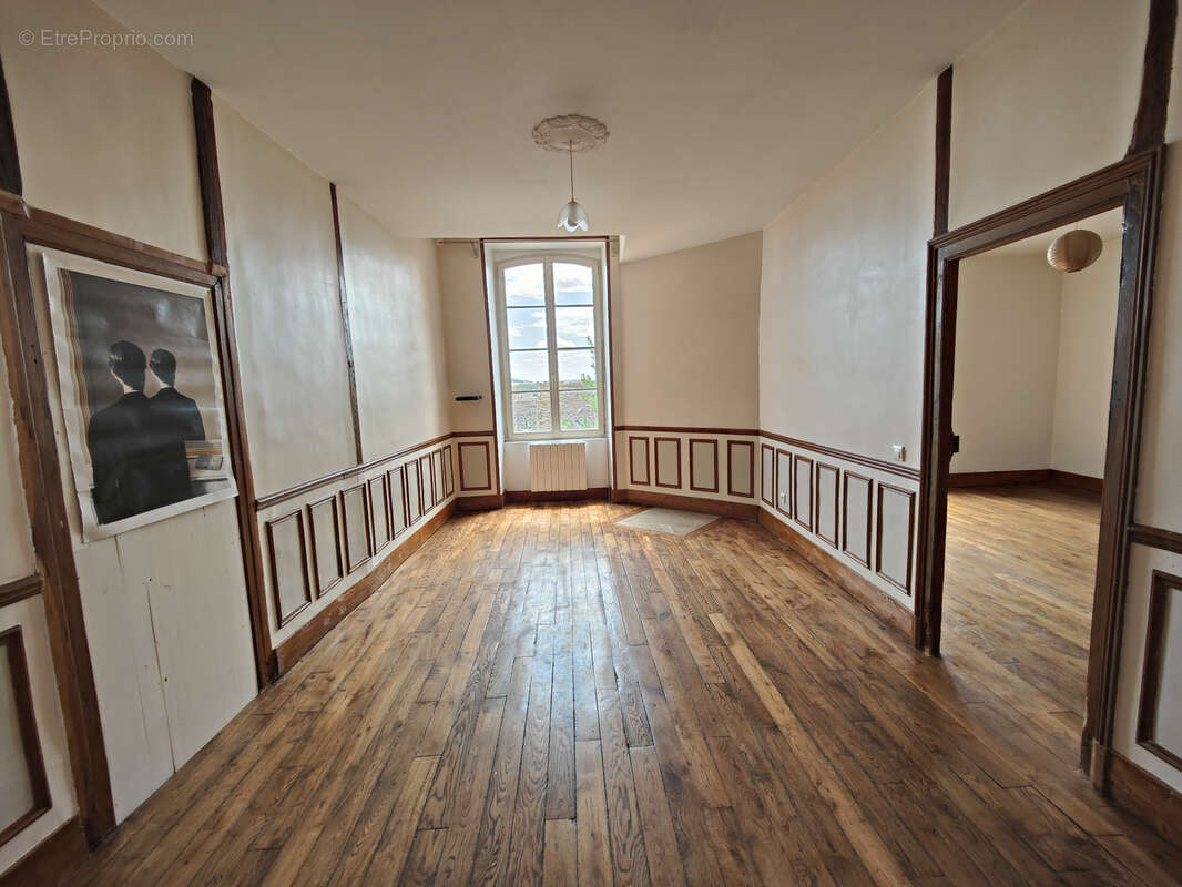 Appartement à JOIGNY