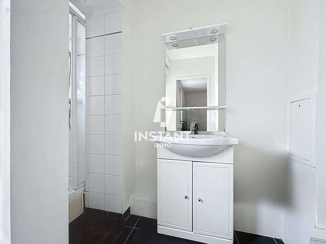 Appartement à SAINT-MAUR-DES-FOSSES