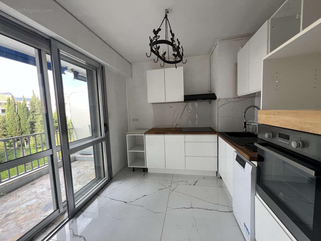 Appartement à VENCE