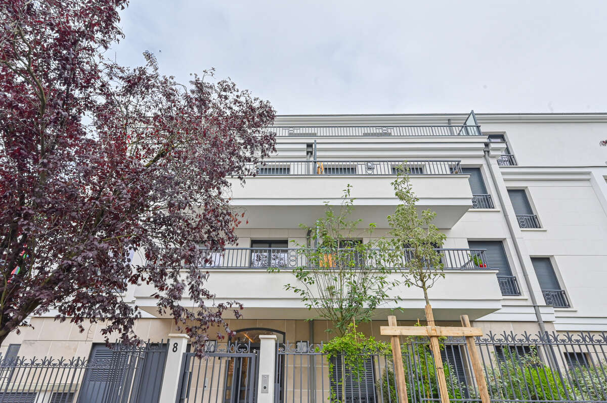 Appartement à SAINT-MAUR-DES-FOSSES