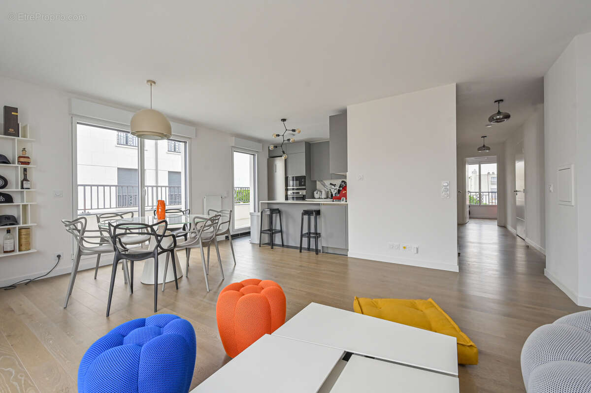 Appartement à SAINT-MAUR-DES-FOSSES