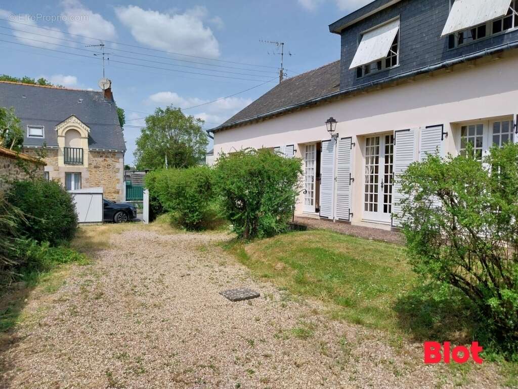 Maison à LA GUERCHE-DE-BRETAGNE