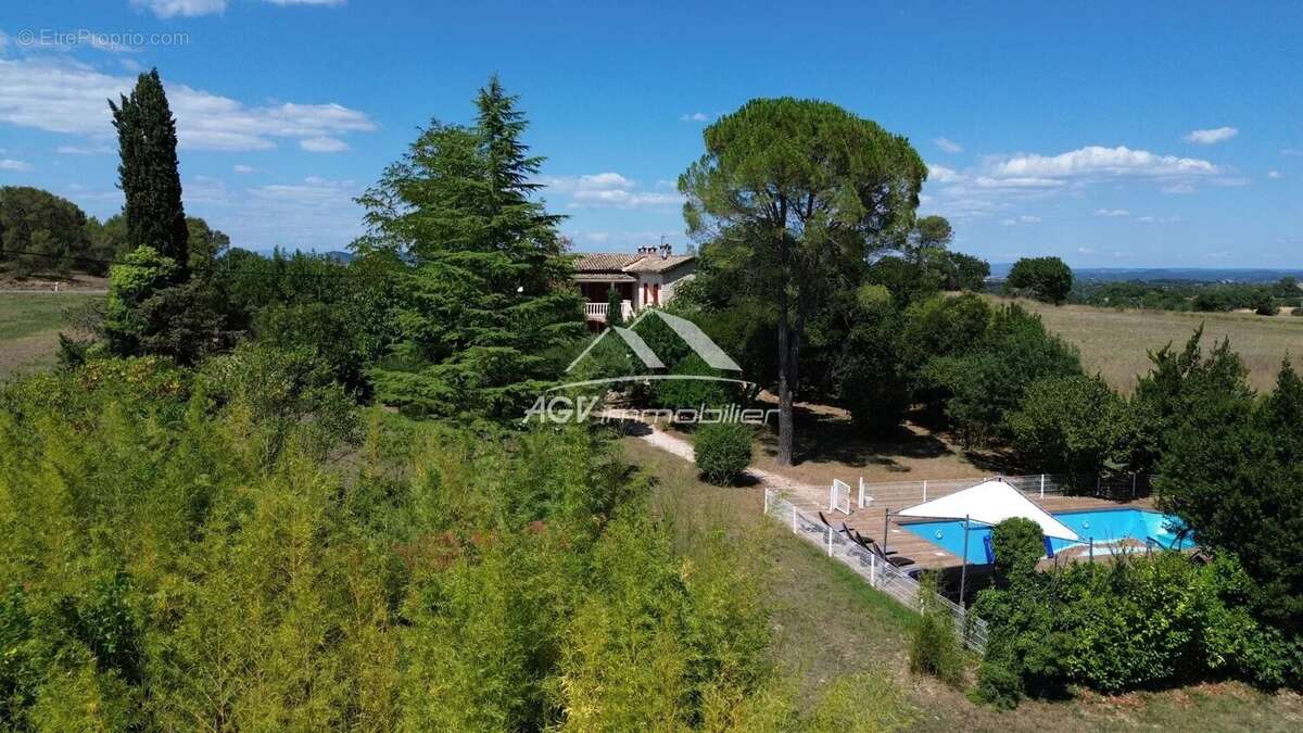 Maison à ALLEGRE-LES-FUMADES