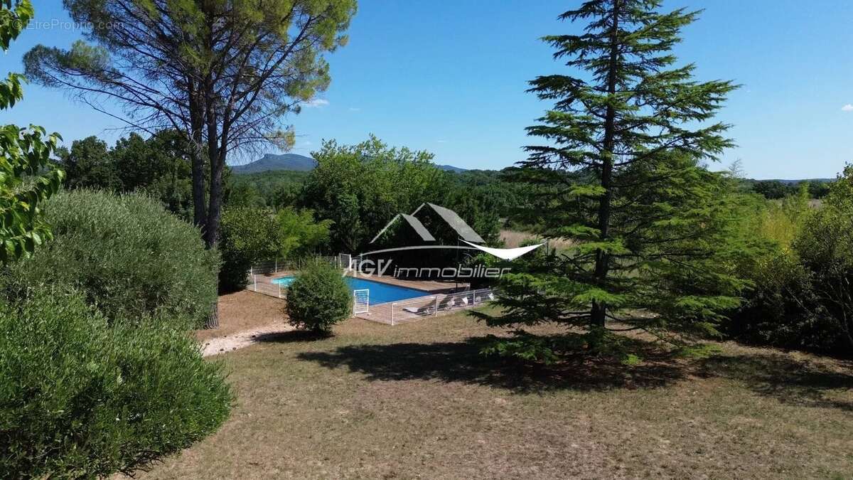 Maison à ALLEGRE-LES-FUMADES