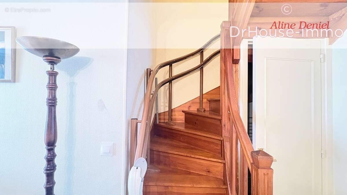 Maison à CERISY-LA-SALLE