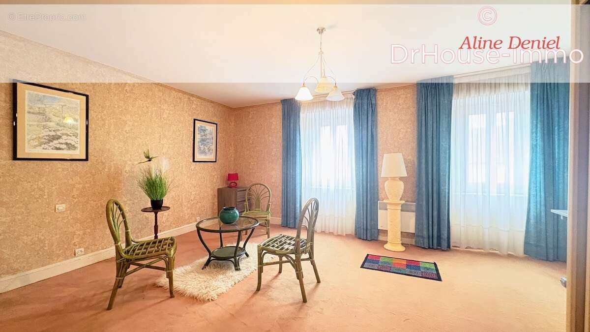 Maison à CERISY-LA-SALLE