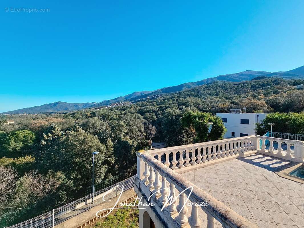 Maison à VILLELONGUE-DELS-MONTS