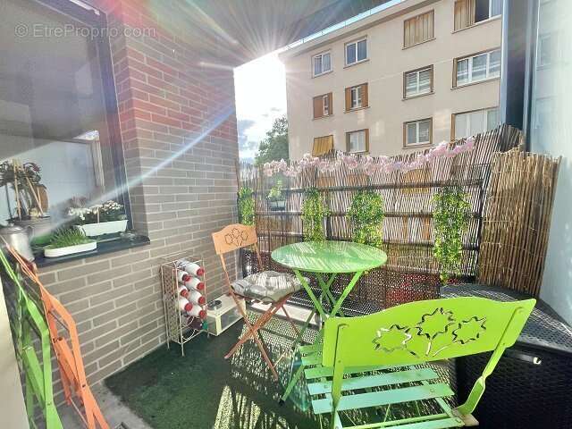 Appartement à MAISONS-ALFORT