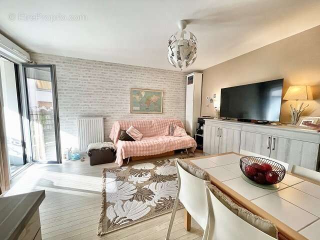 Appartement à MAISONS-ALFORT
