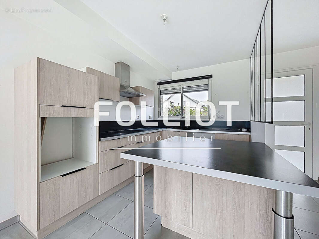 Maison à SAINT-PAIR-SUR-MER