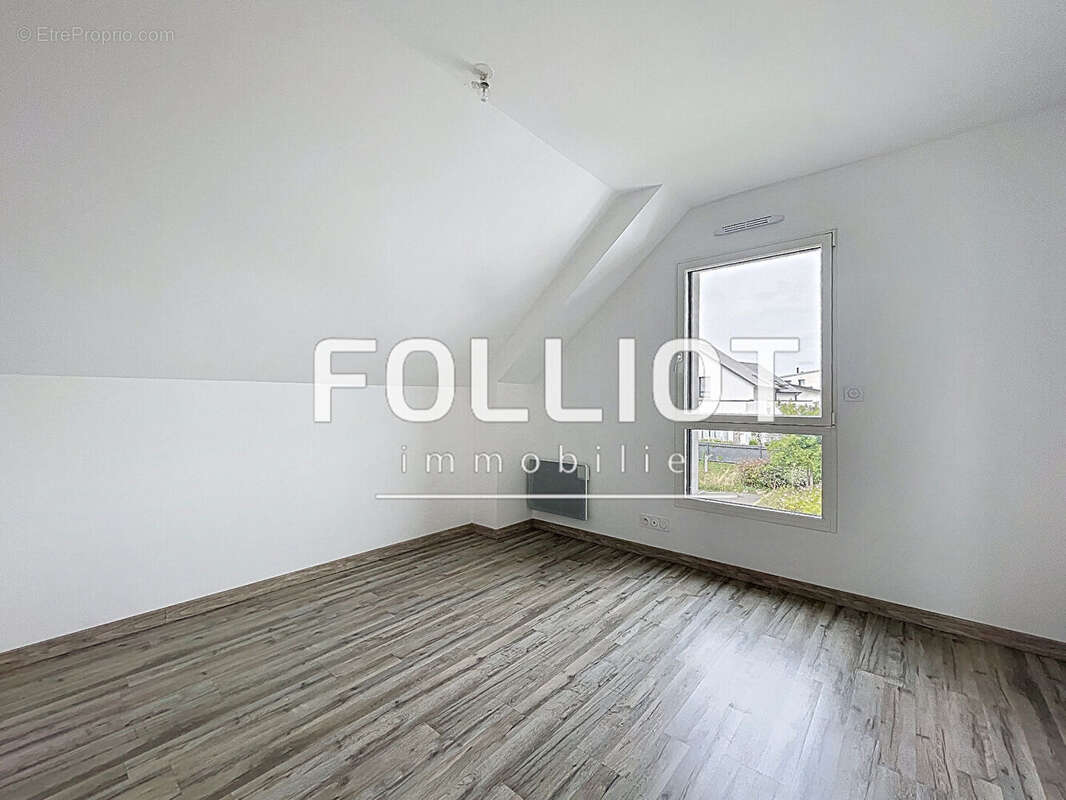 Maison à SAINT-PAIR-SUR-MER