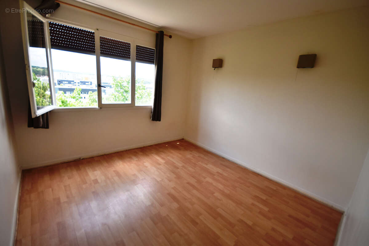 Appartement à MANTES-LA-JOLIE