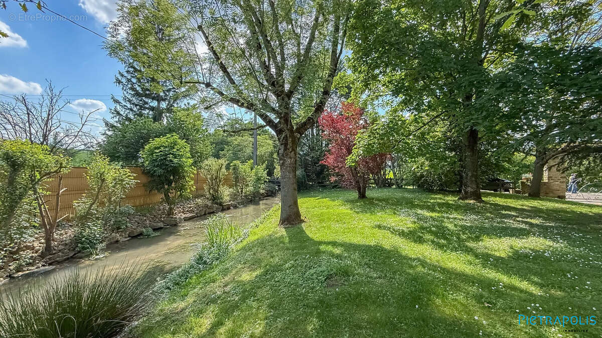 Maison à VILLEFRANCHE-SUR-SAONE
