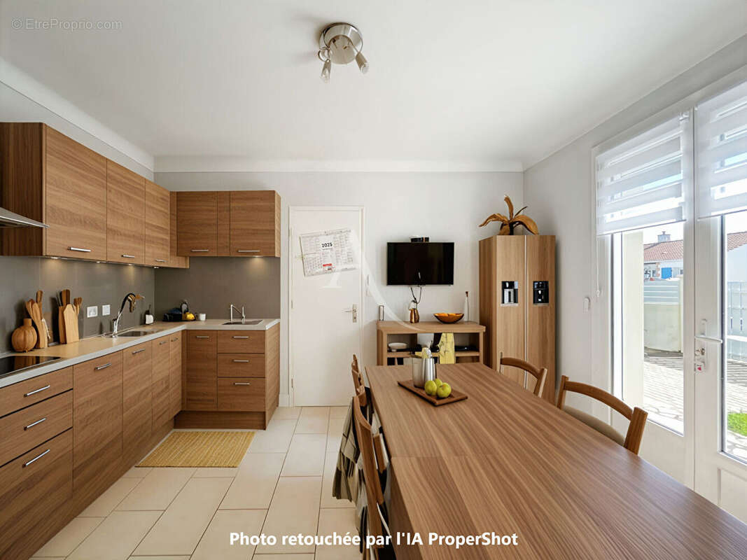 Maison à LE PERRIER