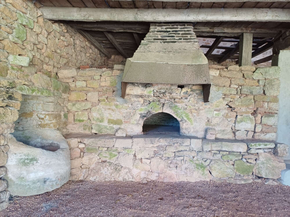 Maison à LISSAC-ET-MOURET