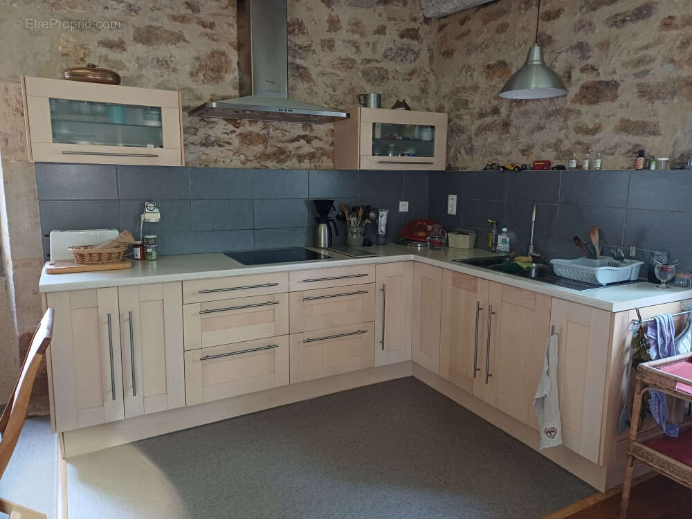 Maison à LISSAC-ET-MOURET